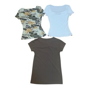 Guess Women's Shirt Bundle Size Xsmall